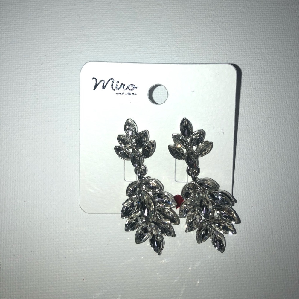 Snowflake earrings